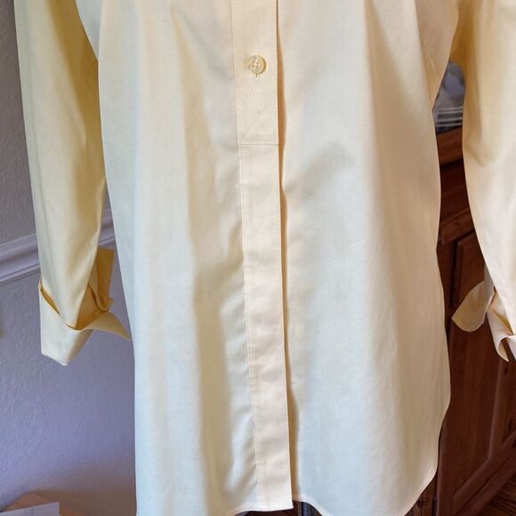 Chico’s No Iron Yellow Button Down Shirt Three Quarter Sleeves Size Large - Picture 3 of 11